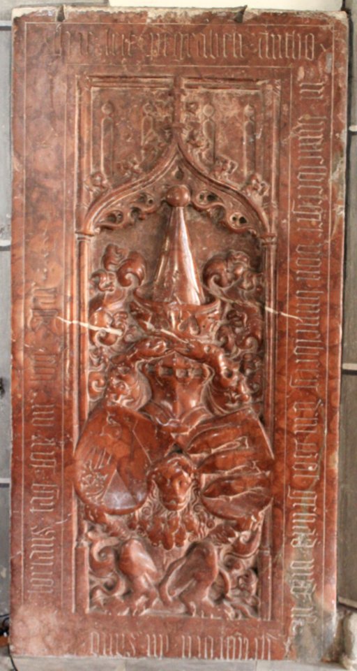 Wolfsberg - Pfarrkirche - Grabplatte22