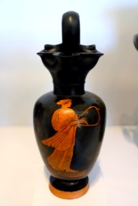 Woman Playing a Lyre (barbitos), oinochoe (wine pitcher), Greek, Attic, 490-480 BC, terracotta, red-figure technique - Arthur M. Sackler Museum, Harvard University - DSC01548