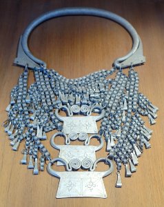 Woman's aluminum necklace, Hmong (Hmong Do) - Vietnam Museum of Ethnology - Hanoi, Vietnam - DSC02970 photo