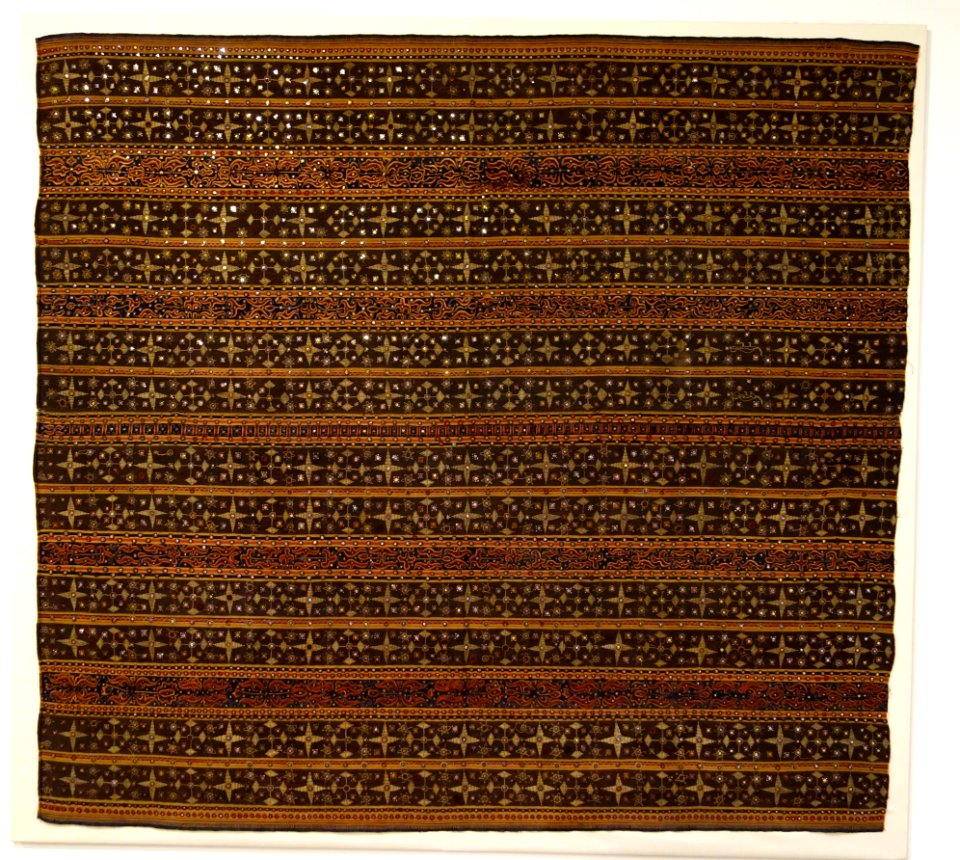 Woman's ceremonial skirt (tapis), Kauer people, Lampung, Sumatra, Indonesia, view 1, early 20th century, cotton, silk, glass mirrors - Textile Museum of Canada - DSC01020
