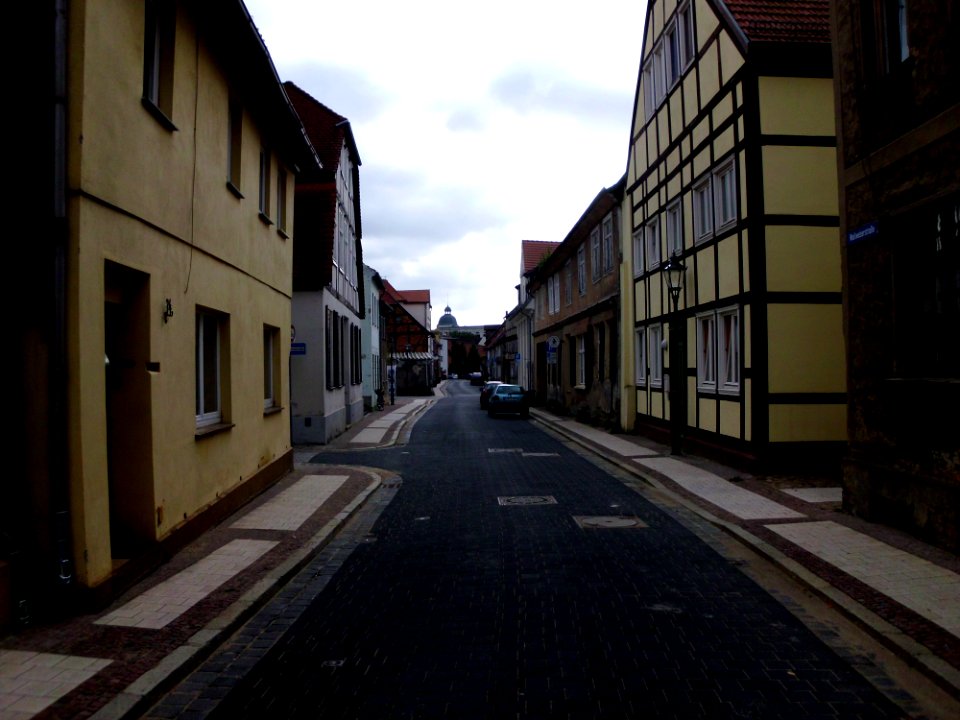 Wollweber straße 1