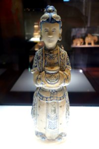 Woman figurine, Cu Lao Cham shipwreck artifact, Early Le dynasty, 15th century AD, polychrome and gilded ceramic - National Museum of Vietnamese History - Hanoi, Vietnam - DSC05414