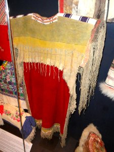 Woman's dress, Plains Indian, North America - Museum of Cultures (Helsinki) - DSC04750