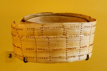 Woman's girdle, Kaniet Islands, 1899 - Ethnological Museum, Berlin - DSC01149