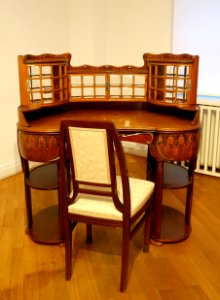 Woman's desk and chair, by Alfred Grenander, 1904, for the St. Louis World's Fair - Bröhan Museum, Berlin - DSC03901