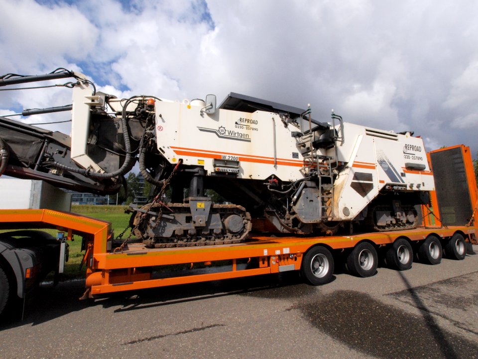 Wirtgen W2200 (owner Reproad) p2