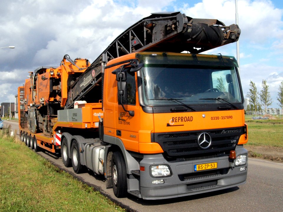 Wirtgen W2200 oranje (owner Reproad) p2