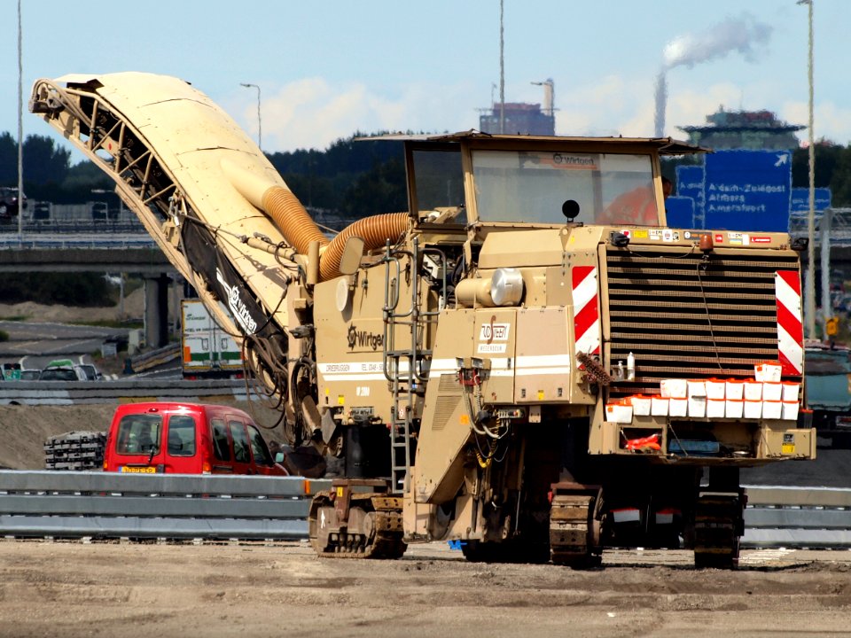 Wirtgen W 2100 (owner vdSteen) p1