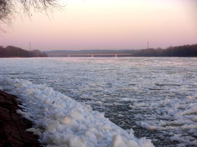 Wisła w Brdyujściu pokryta krą 3
