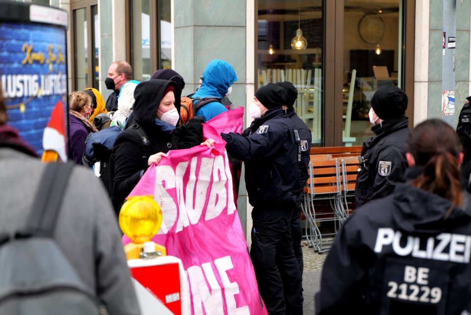 WintershallMustFall protest Berlin 2020-12-11 27