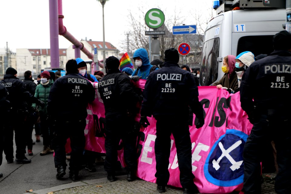 WintershallMustFall protest Berlin 2020-12-11 33