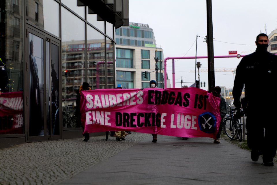 WintershallMustFall protest Berlin 2020-12-11 58