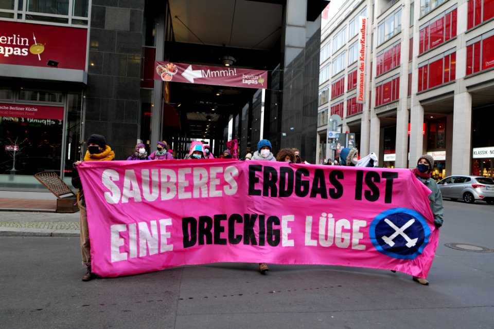 WintershallMustFall protest Berlin 2020-12-11 67