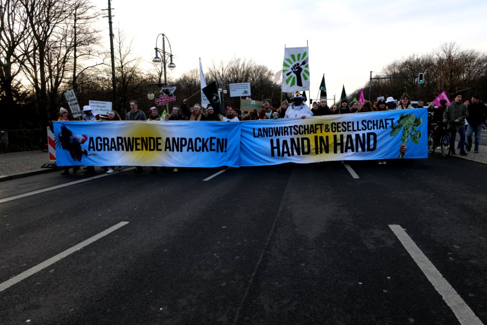 Wir haben es satt demonstration Berlin 2020 front 100