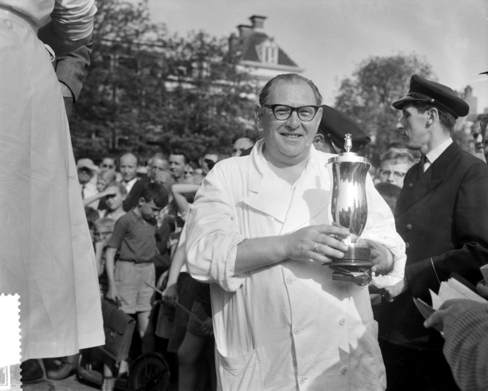 Winnaars van de Internationale Bevrijdingsmarkt op het Amstelveld, Bestanddeelnr 910-3612