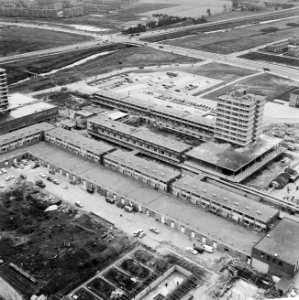 Winkelcentrum Rotterdam, Hoogvliet (luchtfotos), Bestanddeelnr 914-3018