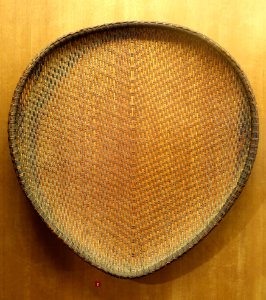 Winnowing basket, Cho Ro - Vietnam Museum of Ethnology - Hanoi, Vietnam - DSC03244