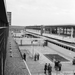 Winkelcentrum Rotterdam, Hoogvliet, Bestanddeelnr 914-3021