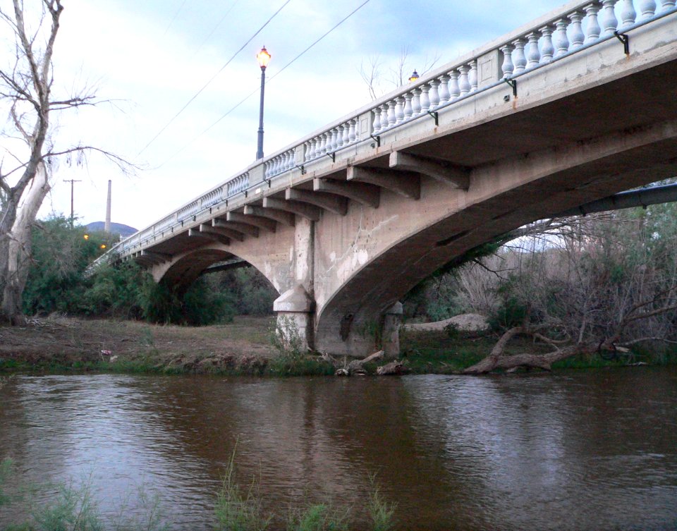 Winkelman, AZ old Gila bridge from SW 1