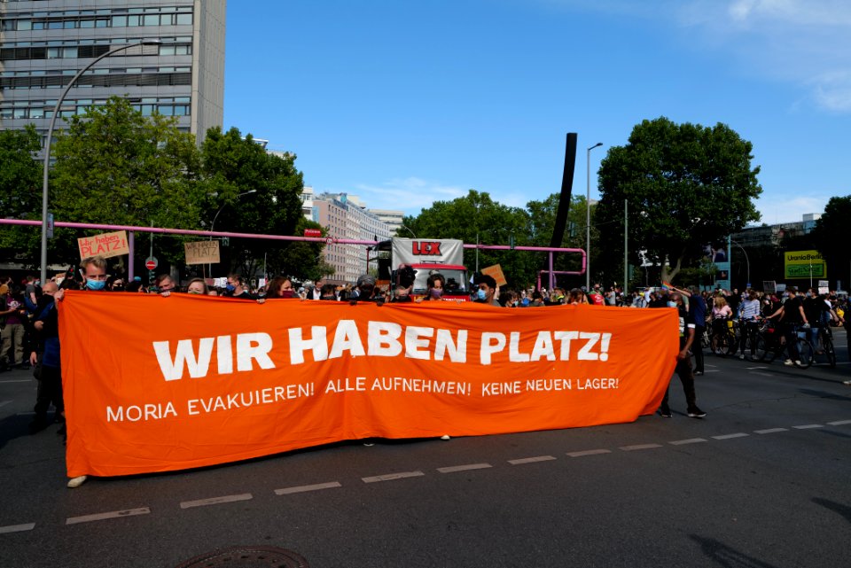 WirHabenPlatz demonstration Berlin 2020-09-20 09