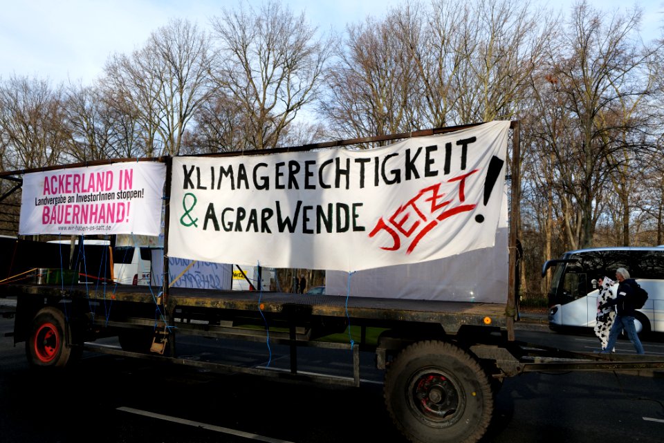 Wir haben es satt demonstration Berlin 2020 tractors 20