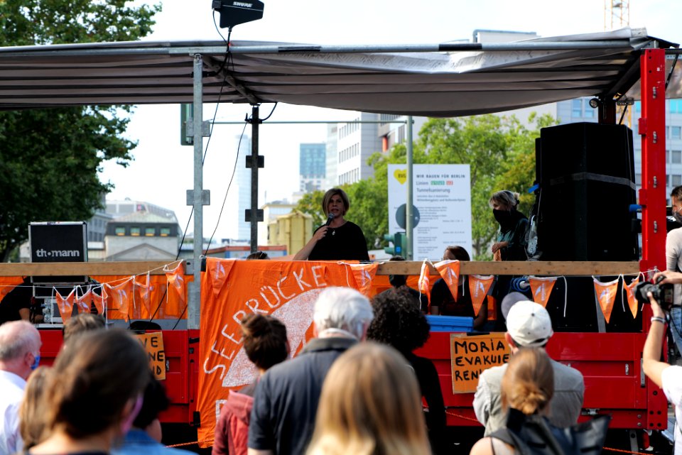 WirHabenPlatz demonstration Berlin 2020-09-20 21