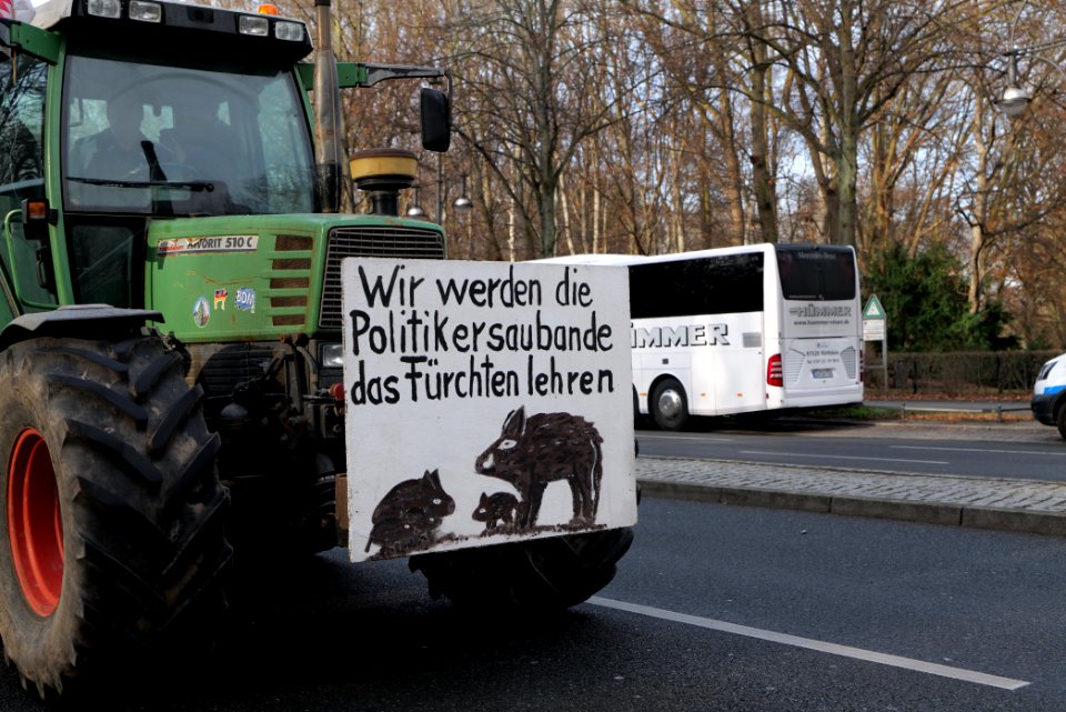 Wir haben es satt demonstration Berlin 2020 tractors 10