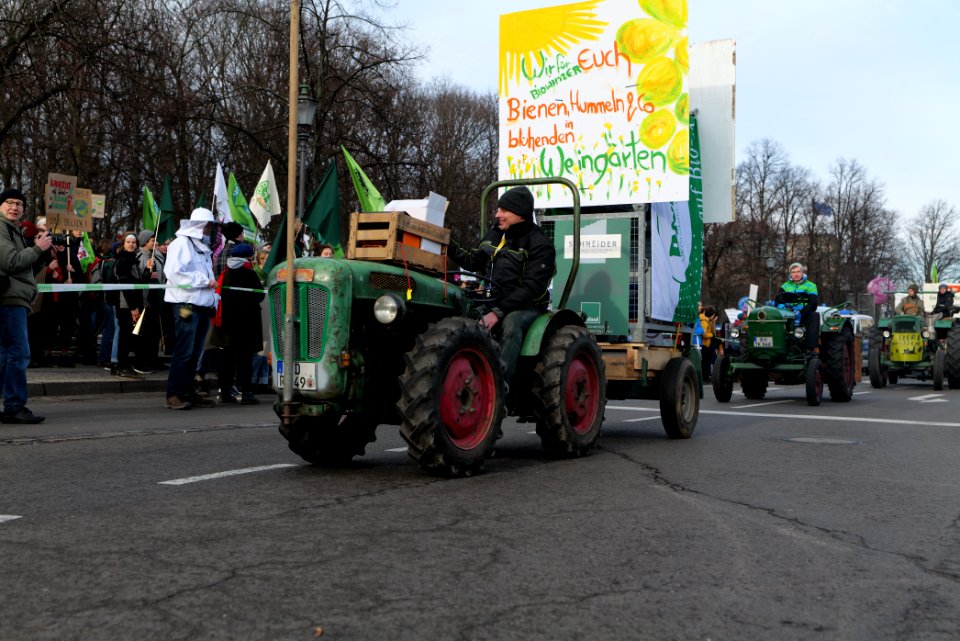 Wir haben es satt demonstration Berlin 2020 tractors 48