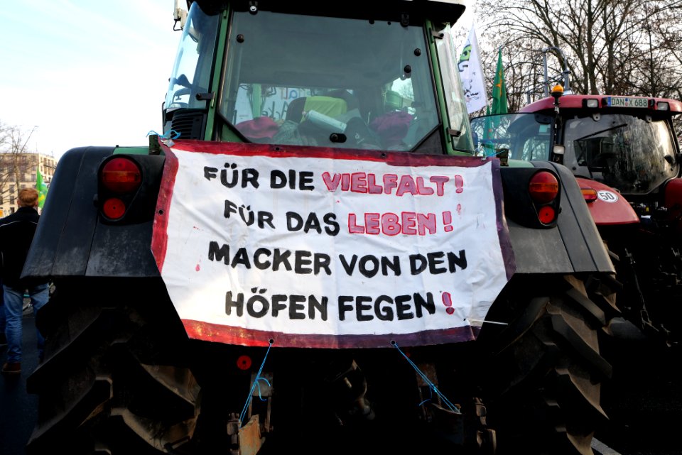 Wir haben es satt demonstration Berlin 2020 tractors 39