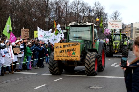 Wir haben es satt demonstration Berlin 2020 tractors 75