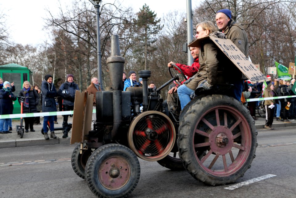 Wir haben es satt demonstration Berlin 2020 tractors 44