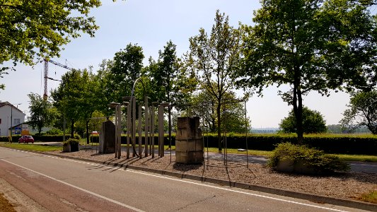Withuis-Monument voor een voormalige grensovergang (1)