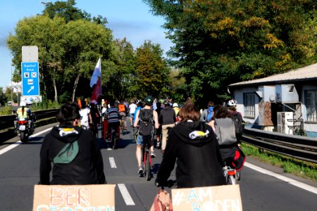 Without Kerosin from Cologne to Berlin last trip Wannsee to Brandenburg Gate Berlin 2020-09-18 76