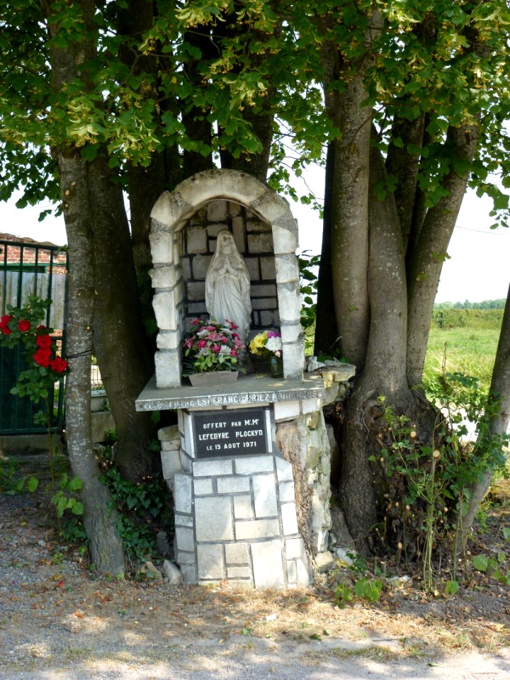 Wittes (Pas-de-Calais, Fr) chapelle-oratoire N.D. d'Espérance