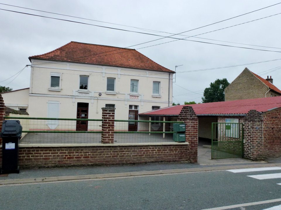 Witternesse (Pas-de-Calais) école, ancienne mairie