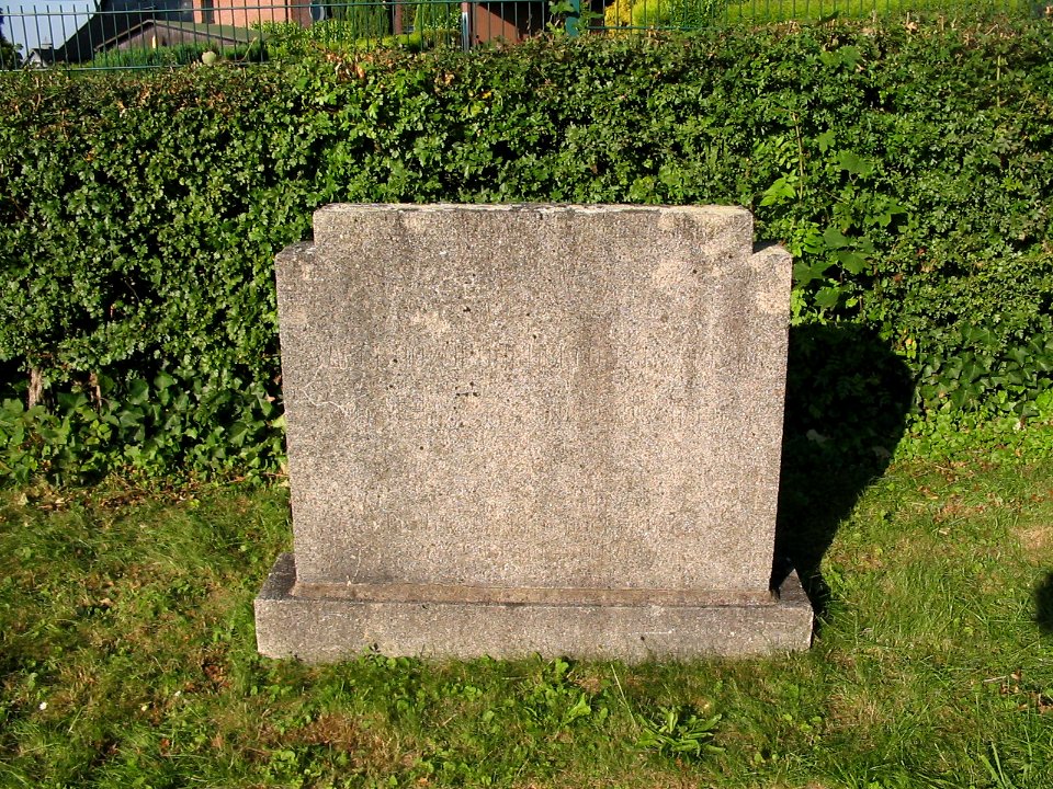Witten Gedenksteine Zwangsarbeiter katholischer Friedhof Herbede Grabstein