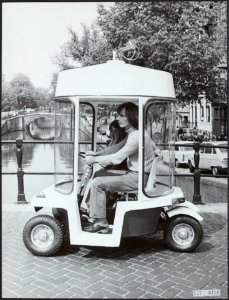 Witkar op grachtenbrug, Bestanddeelnr 127-0158