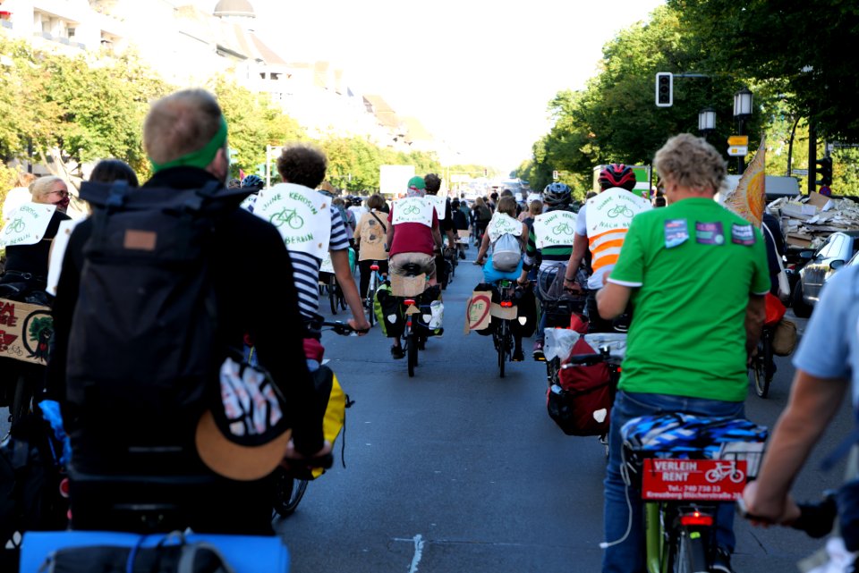 Without Kerosin from Cologne to Berlin last trip Wannsee to Brandenburg Gate Berlin 2020-09-18 109