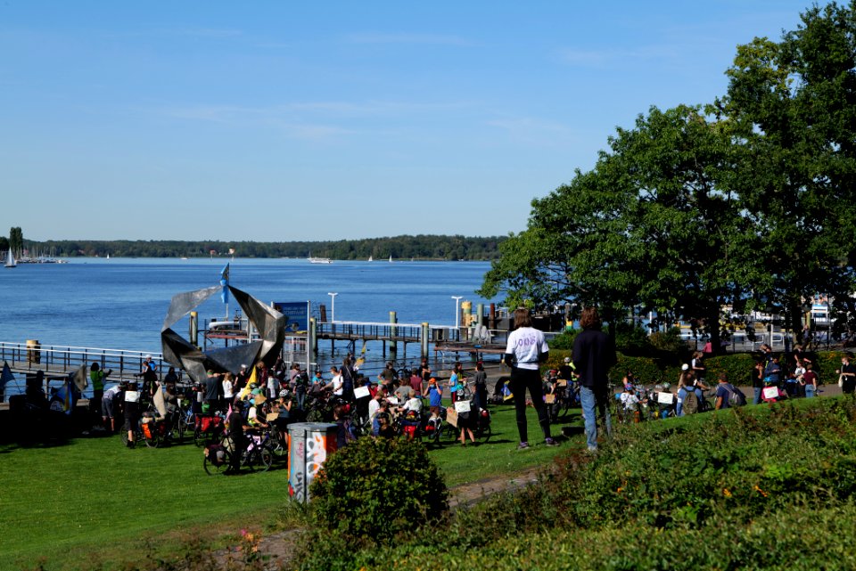 Without Kerosin from Cologne to Berlin last trip Wannsee to Brandenburg Gate Berlin 2020-09-18 04