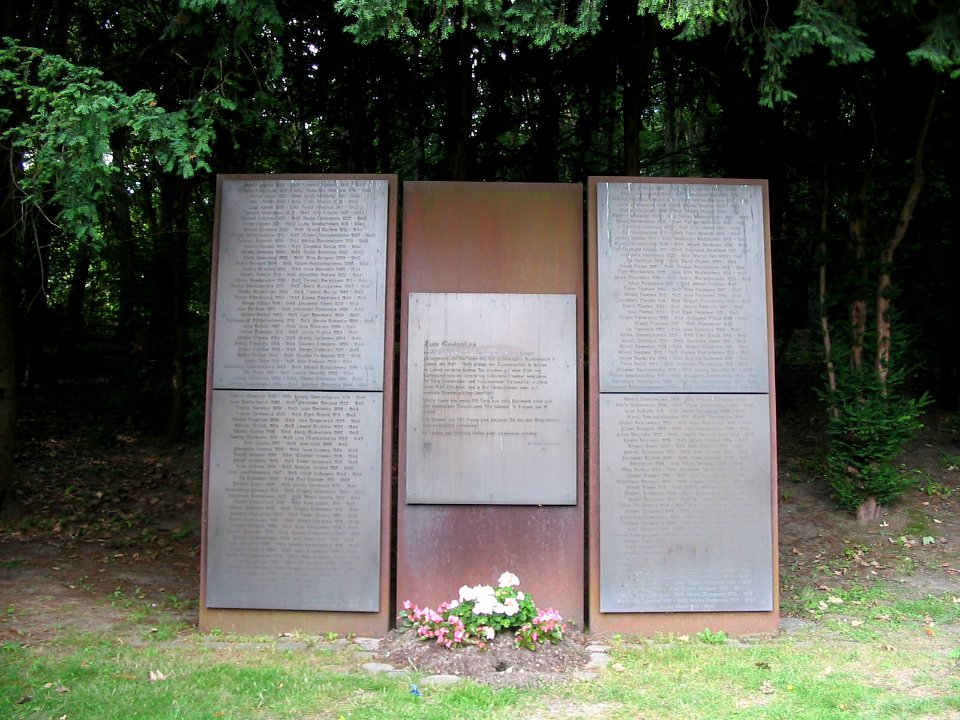 Witten Zwangsarbeiterdenkmal Kommunalfriedhof Annen