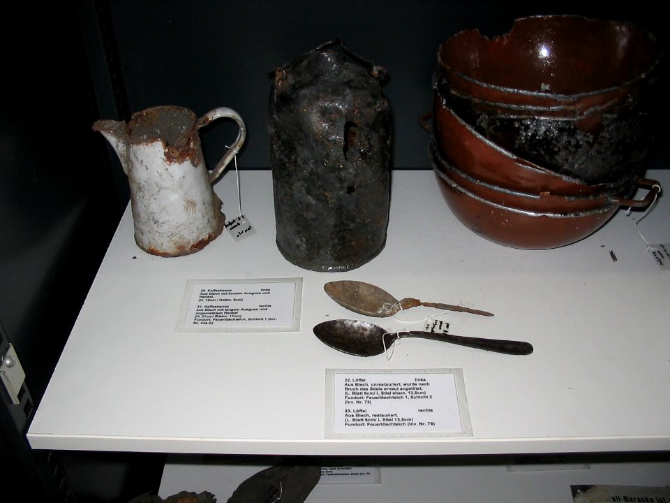 Witten Technisches Rathaus Ausstellungsstücke KZ-Außenlager 7