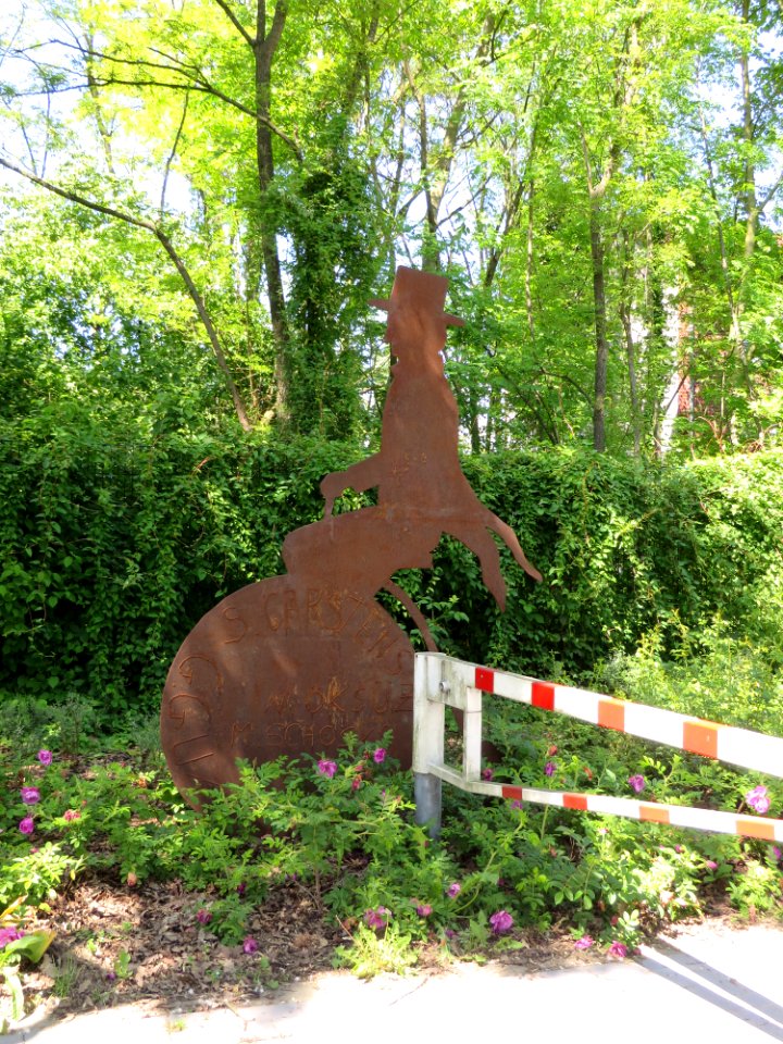 Witten Rheinischer Esel Radfahrerskulptur 2