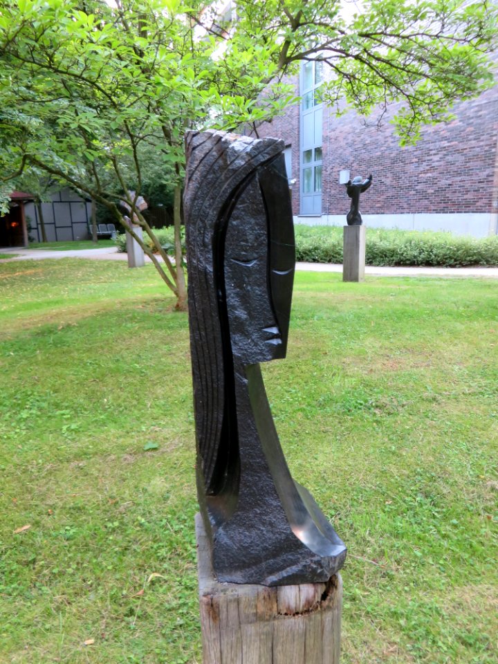 Witten Marienhospital Skulptur 8