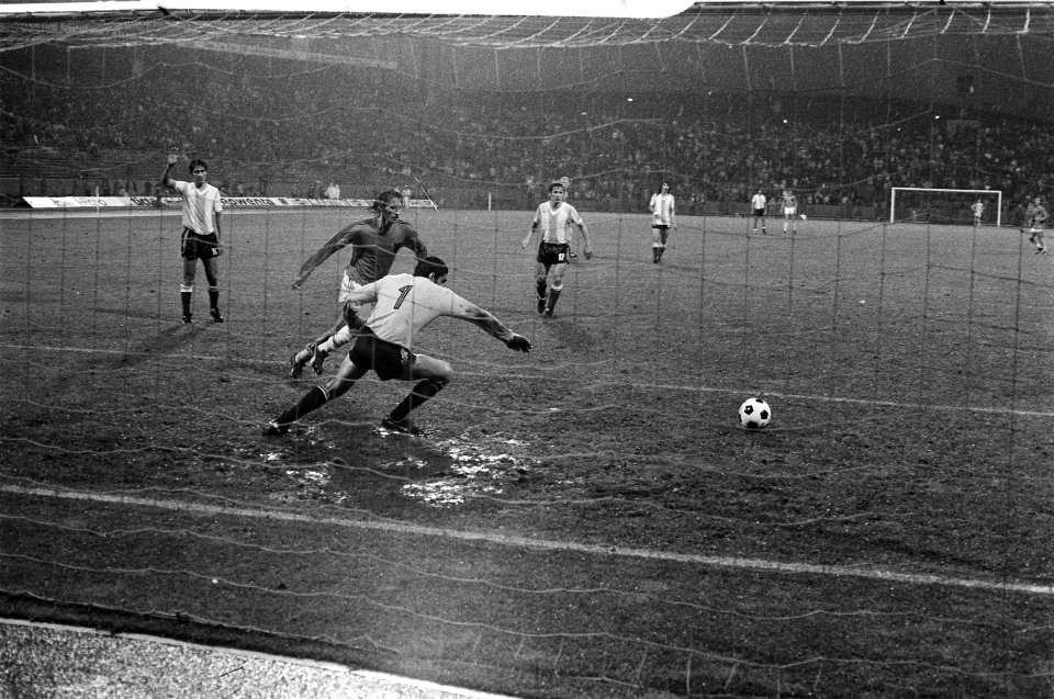 WK 74, Nederland tegen Argentinie 4-0 doelpunt (), Bestanddeelnr 927-2830