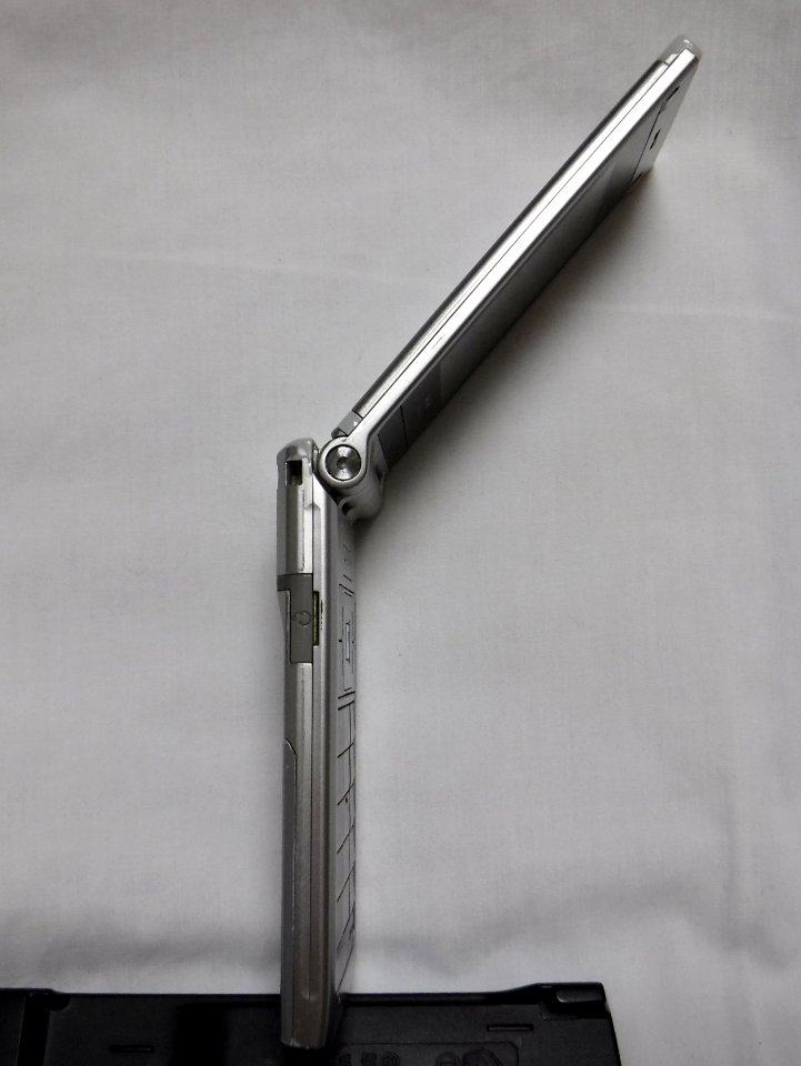 WX330K-SilverMetallic-Leftside-2017092201