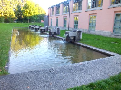 Wzwz dachau fountain 04a