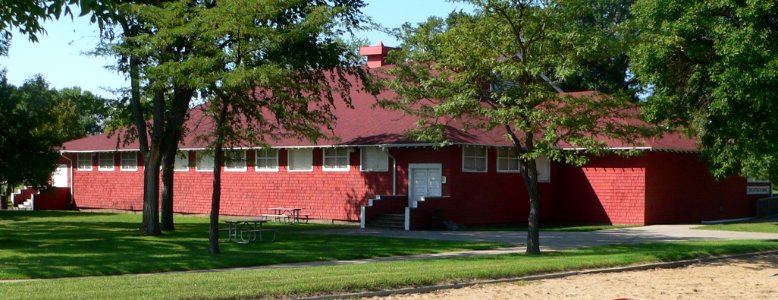 Wylie Park pavilion from NE 1