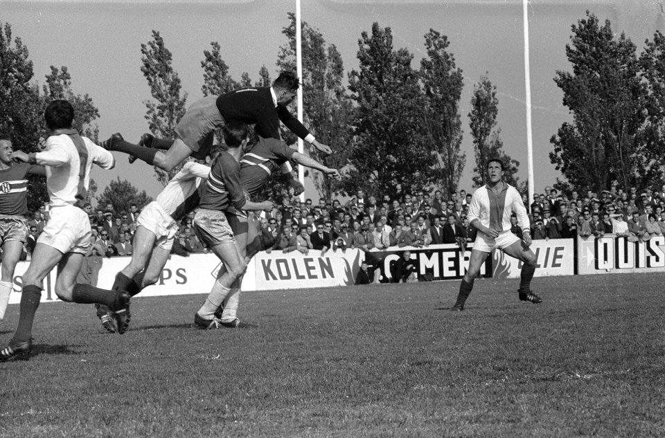 Xerxes tegen Standaard 2-2 met Eerens, Bestanddeelnr 914-0342