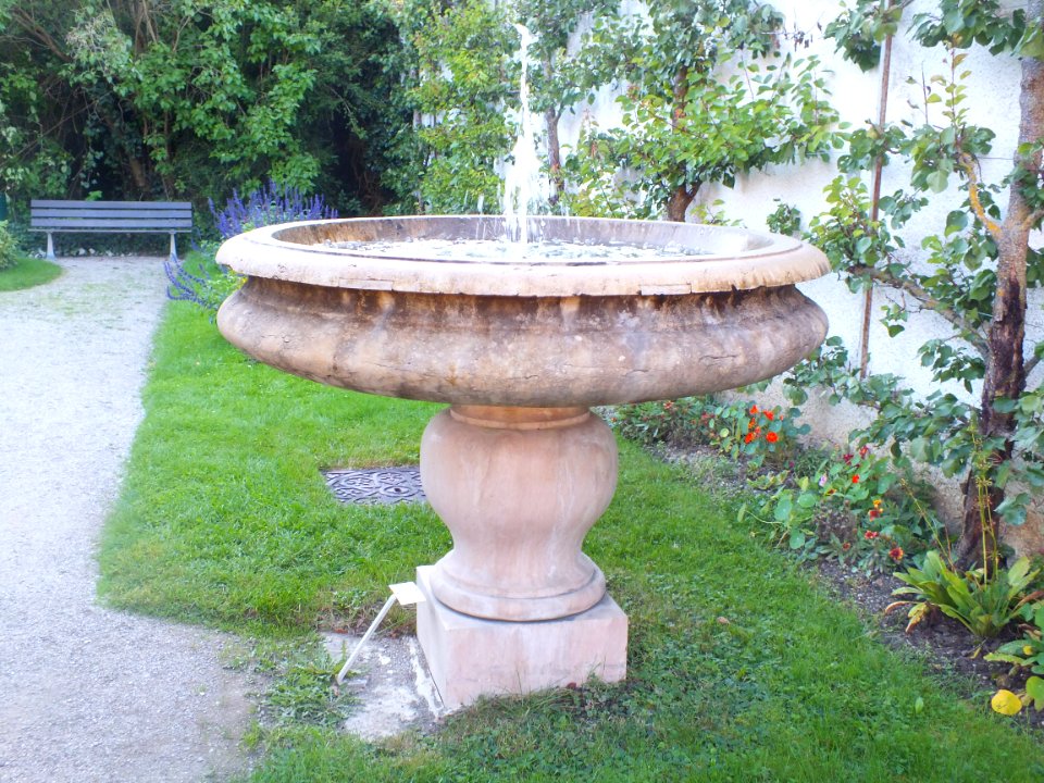 Wzwz dachau fountain 08a