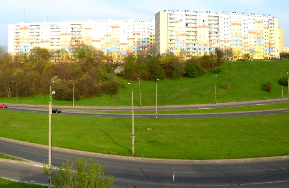 Wyżyny widok znad al JPII 2005c